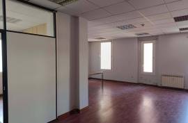 Office for sale in calle Las Mercedes, Getxo – Strategic location in the centre of Las Arenas