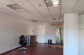 Office for sale in calle Las Mercedes, Getxo – Strategic location in the centre of Las Arenas