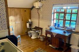 2 bedroom, Cottage for sale