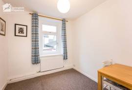 2 bedroom, Terraced House for sale