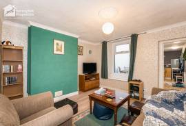 2 bedroom, Terraced House for sale