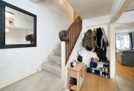 4 bedroom, End of terrace house for sale