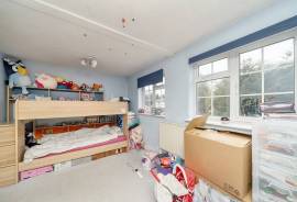 4 bedroom, End of terrace house for sale