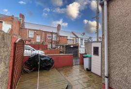 2 bedroom, Terraced House for sale