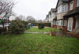 2 bedroom, Ground floor flat for sale