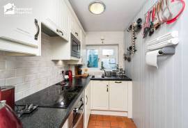 2 bedroom, Terraced House for sale