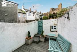 2 bedroom, Terraced House for sale