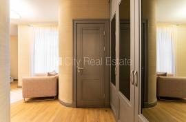 Apartment for sale in Riga, 135.90m2