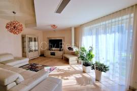 Apartment for sale in Jurmala, 253.00m2