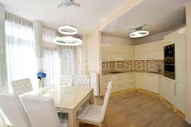 Apartment for sale in Jurmala, 253.00m2