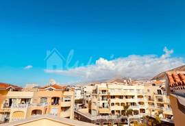 2 Bedroom Penthouse Apartment In Parque Tropical Complex For Sale In Los Cristianos LP23860