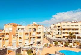 2 Bedroom Penthouse Apartment In Parque Tropical Complex For Sale In Los Cristianos LP23860