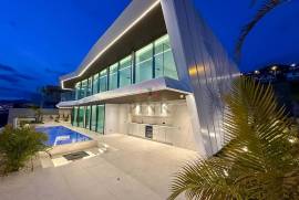 Luxury Villa - 4 Bedrooms - Funchal