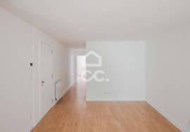 Fantastic new 2 bedroom apartment in the city center.