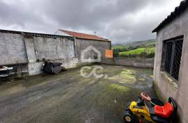 House with 4 Bedrooms - Nossa Senhora dos Remédios - Povoação