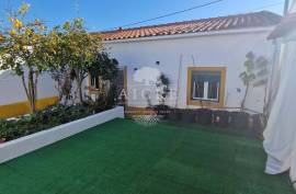 2 bedroom villa 15 minutes from Évora