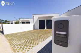 2 bedroom villa - with barbecue and brand new backyard - Torreira - Aveiro