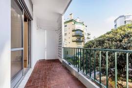 Cozy 1 bedroom apartment in Alto da Pampilheira in Cascais