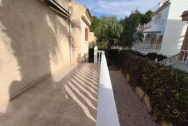 Villa for sale in calle Manuel De Falla, Urb Montemar, Conjunto Montesol II in Algorfa