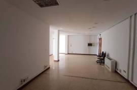 Office for rent in Las Arenas