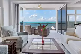 The Delphinium Suite - Luxury ocean front