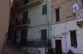 sh 738 town house, Trabia, Sicily