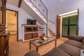 RUSTIC PROPERTY WITH TOURIST LICENSE IN SON MACIÁ, MALLORCA