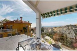 For sale: Villa with two residential units, Rincón de la Victoria, Málaga, Andalusia