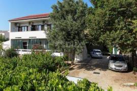ISLAND OF PAG, CITY OF PAG, detached family house
