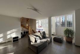 Appartement En Duplex Plein Centre Classe 520000 Euros- Hyeres (83)