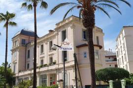 Appartement En Duplex Plein Centre Classe 520000 Euros- Hyeres (83)