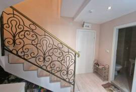 2 BED maisonette, 113 sq.m. in luxurious...