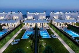 Nieuw gebouwde luxe villa's direct aan zee in Los Alcázares