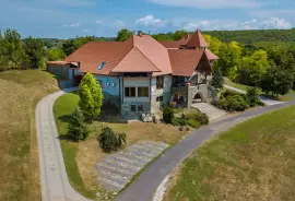 Hungary. Balatonendred. Estate with stables. 