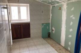 €70000 - House To Finish Renovating Close To Ruffec