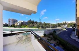 1 Bedroom Apartment with Generous Areas on the 2nd Line of Praia da Rocha