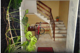 2 bedroom bank apartment with storage room located in Urbanização Jardim de Cima, in Santarém