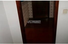 2 bedroom bank apartment with storage room located in Urbanização Jardim de Cima, in Santarém