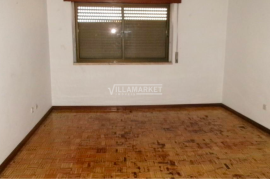 2 bedroom bank apartment with storage room located in Urbanização Jardim de Cima, in Santarém