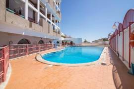 1 bedroom apartment with swimming pool located in Albufeira.