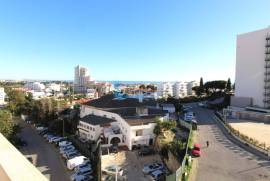 1 bedroom apartment with swimming pool located in Albufeira.