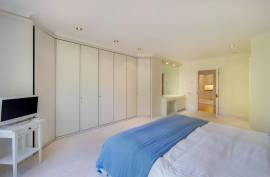 Luxury 3 Bed Apartment For Sale in The Water Gardens Kingston upon Thames