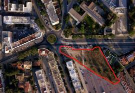 Land with Construction Feasibility in the center of Loulé