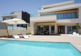 Luxury villa for sale in Campoamor