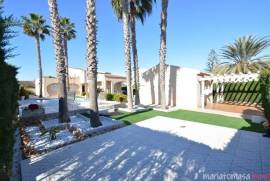 DETACHED VILLA IN LOS BALCONES. TORREVIEJA