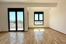 Montenegro. New three-room apartment with sea view