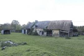 Huge Barn and Farmhouse to Develop