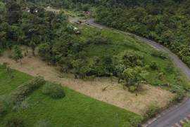 Rio Celeste Lot In Bijagua: Prime Lot for Sale Near Rio Celeste and Tenorio Volcano National Park