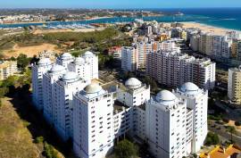 1 bedroom apartment Fully renovated and equipped with private parking in Praia da Rocha - Portimão