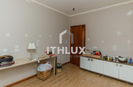 Great Apartment, 107M², For Sale, 3 Bedrooms, 1 Suite, 1 Parking Space, Windmills, POA/RS